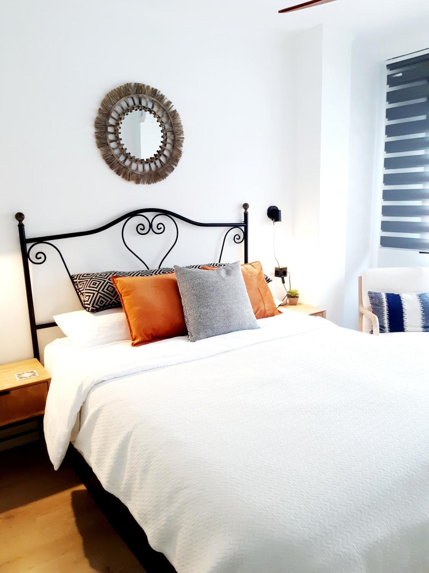 Impressive Apartment With 3 Bedrooms Metres From The Beach Εστεπόνα Εξωτερικό φωτογραφία